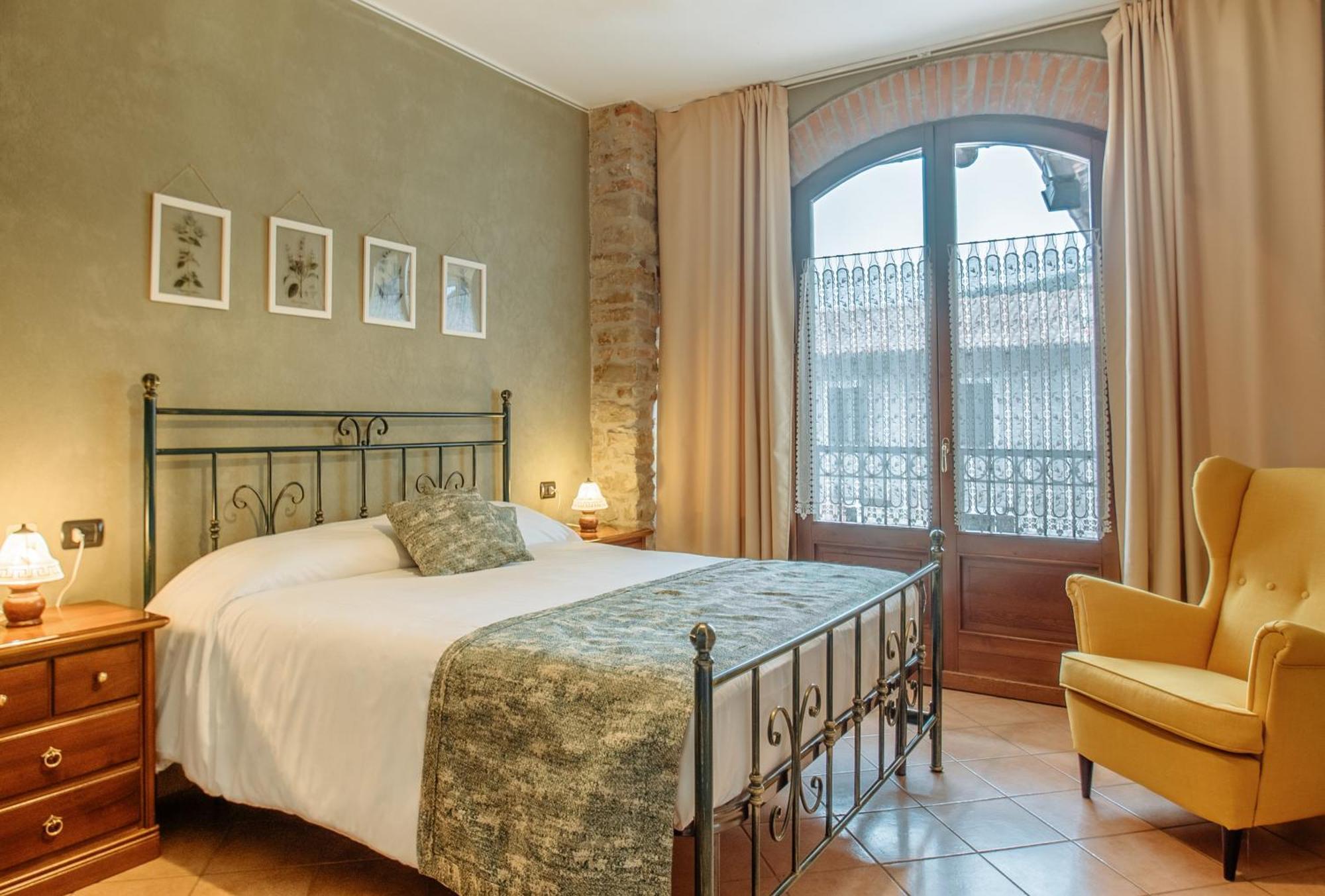 Agriturismo Tenuta San Giuseppe Cossano Belbo Ngoại thất bức ảnh