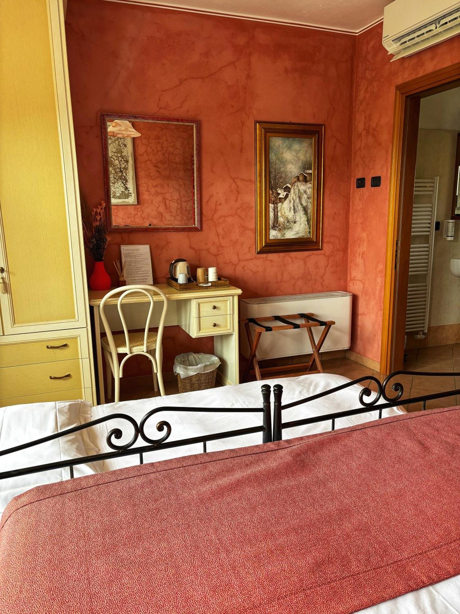 Agriturismo Tenuta San Giuseppe Cossano Belbo Ngoại thất bức ảnh