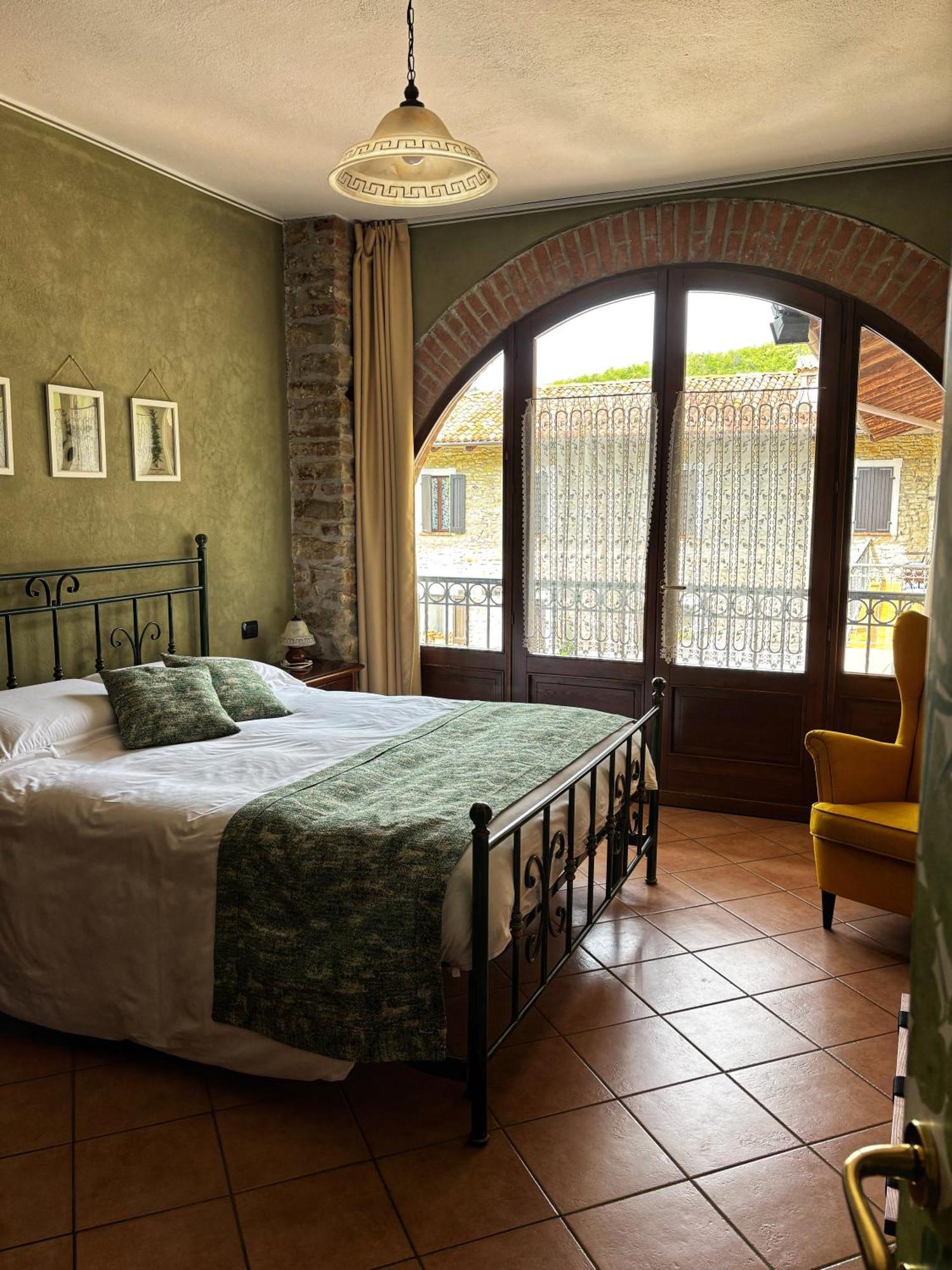 Agriturismo Tenuta San Giuseppe Cossano Belbo Ngoại thất bức ảnh
